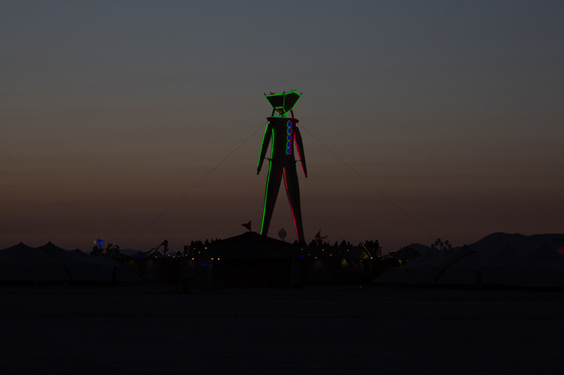 %_tempFileNameThe%20Souk%20before%20dawn%20Tuesday%2008%