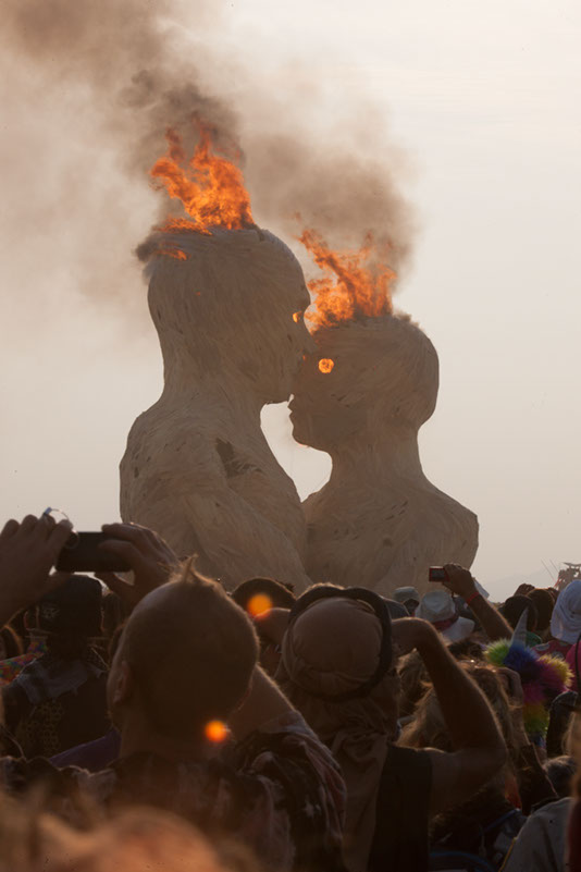 %_tempFileNameBurning%20embrace%2003%