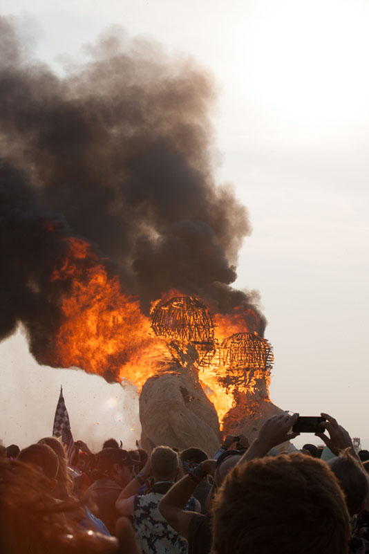 %_tempFileNameBurning%20embrace%2028%