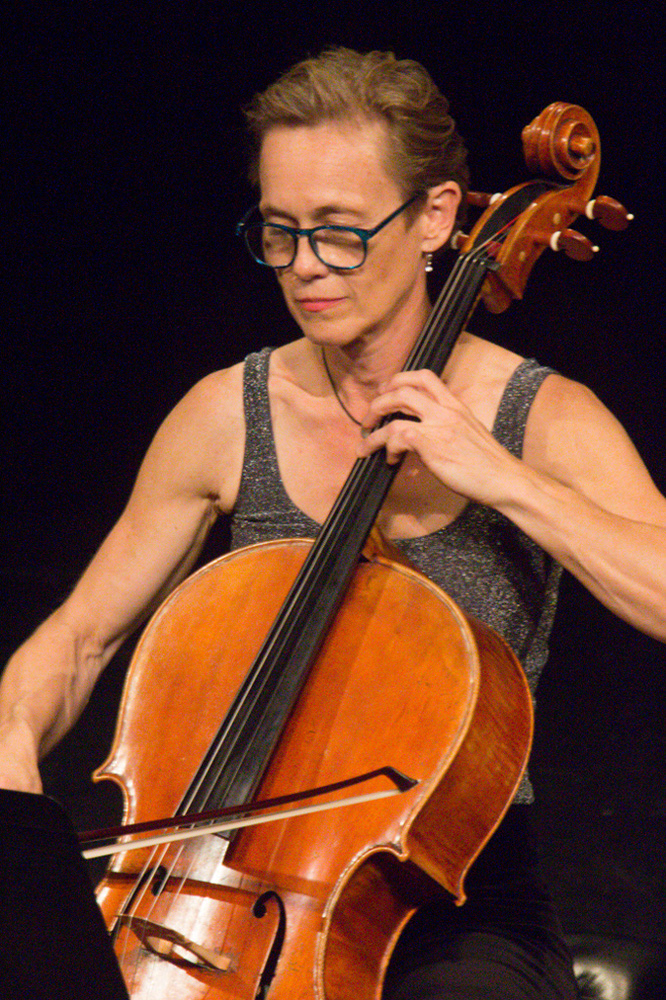 %_tempFileNameMichelle%20Djokic%20on%20cello%2007%