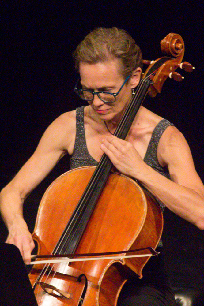%_tempFileNameMichelle%20Djokic%20on%20cello%2009%