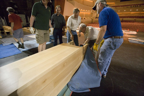 Unpacking Organ 122