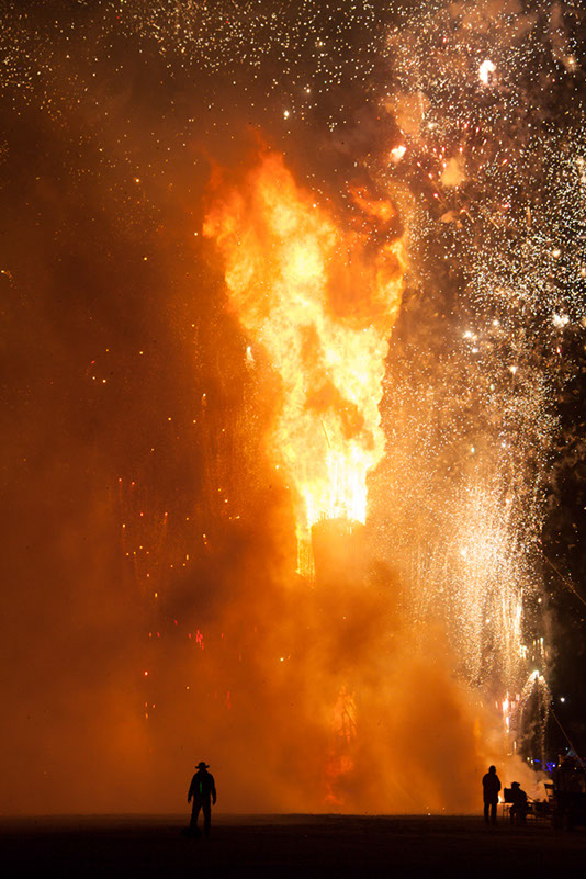 %_tempFileNameBurning%20Man%20and%20fireworks%2019%